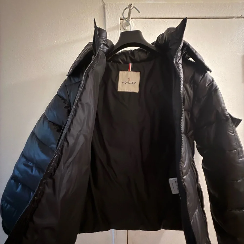 Moncler Shiny Black Quilted Jacket - Picture 5 of 8